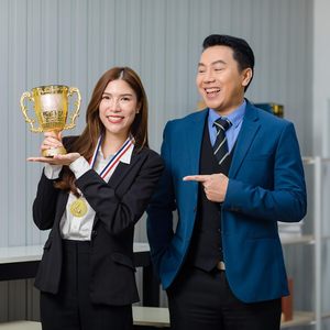 เหรียญรางวัลกีฬามาราธอนโลหะสั่งทำจากโรงงาน 15 ปีแห่งประสบการณ์ - Product Image 5