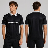 Maillot de football classique personnalisé en polyester 180 g/m², impression numérique, séchage rapide, respirant, manches courtes, coupe oversize pour homme