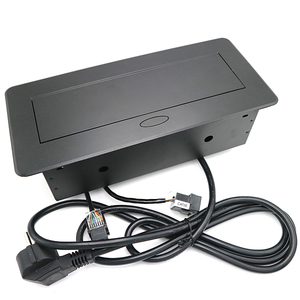 Presa da Tavolo Industriale per Ufficio 220V-240V con 3 Prese e 2 Porte USB A Integrate, Messa a Terra Standard per Uso Commerciale - Product Image 3