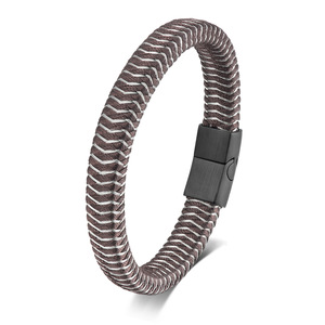 Pulsera <span class=keywords><strong>de</strong></span> Cuero Personalizada con Joyería <span class=keywords><strong>de</strong></span> Moda, Pulsera <span class=keywords><strong>de</strong></span> Cuero Italiana con Acero Inoxidable para Hombre, Regalo - Product Image 5
