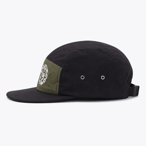 Casquette de camionneur à 5 panneaux en polyester recyclé avec logo personnalisé, panneau avant plat, réversible et ajustable - Product Image 4