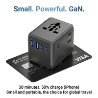 Prise de voyage universelle mondiale, toute nouvelle, plusieurs couleurs, options d'alimentation avec sortie CC 12W/17W/20W/25W/30W/35W/45W en stock