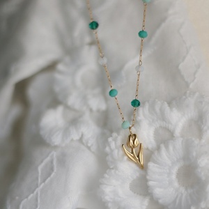 Collar con Colgante de Flor de Tulipán con Piedras Preciosas Naturales Verdes, Estilo Vintage, Chapado en Oro, para Mujer - Product Image 1
