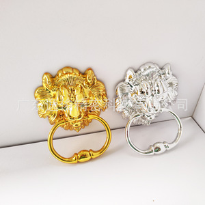 Boucle décorative tête de lion pour canapé, poignée de meuble en plastique doré avec anneau, design traditionnel, durable - Product Image 5