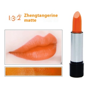 Bálsamo labial mate Brillo de labios Lápiz labial Rojo brillante Hidratante duradero Crema de maquillaje desnuda Lápiz labial - Product Image 5