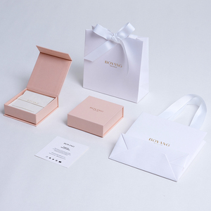 Caja Magnética para Joyería en Forma de Libro de Papel Rosa con Bolsa, Empaque Sostenible Personalizado - Product Image 5