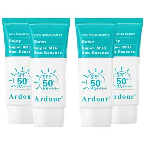 OEM sunscreen tube packaging No Sticky Feeling A Lightweight Hydrating Sun serum SPF50+ Moisturizing sunscreen