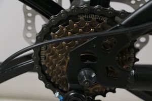 Vélo de montagne tout-terrain avec freins à disque, suspension et roues en magnésium de <span class=keywords><strong>26</strong></span> <span class=keywords><strong>pouces</strong></span>, 21 vitesses, prix réduit - Product Image 4