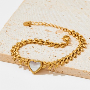 Good Quality Stainless Steel Ear of Wheat Chain Heart Charm Natural <b>Shell</b> Gold Plated Women's <b>Bracelet</b> - Product Image 4