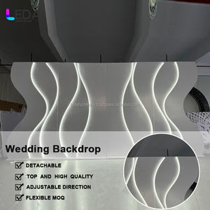 Lida ผนังสีขาวสำหรับตกแต่งฉากหลังเวทีแต่งงานพร้อมไฟ LED สำหรับงานเลี้ยงงานแต่งงาน - Product Image 2