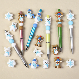 Cuentas de silicona navideñas de 20-31mm con diseños de muñeco de nieve, reno y oso polar, de grado alimenticio, sin BPA, sueltas, para decoración de bolígrafos y mordedores - Product Image 1
