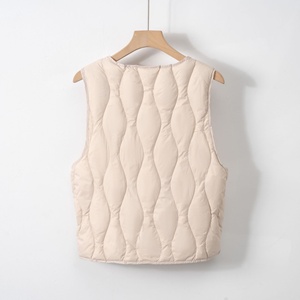 Новый модный укороченный жилет из нейлона <span class=keywords><strong>Pinghu</strong></span> Down Liner: легкий, с воротником-стойкой на три пуговицы, винтажный, стройнящий, для ношения под одеждой - Product Image 3