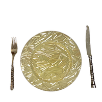Assiettes de présentation Roncooker Classic Solid en plastique doré de 13 pouces pour mariage, banquet, fête de Noël, restaurant, traiteur