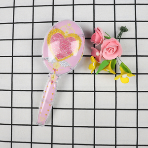 Cepillo de pelo 3D para niños, cojín de masaje para la cabeza, juguete DIY, corazón rosa, pegatina de diamante, peine de pintura - Product Image 5