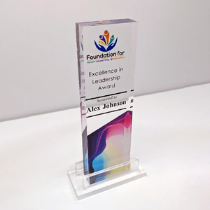 Plaque de récompense personnalisée moderne pour les anniversaires d'entreprise, les cérémonies de récompenses des employés, sculpture artistique en résine transparente - Product Image 4