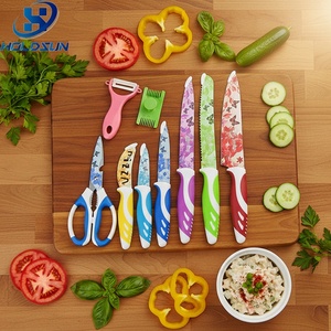 <span class=keywords><strong>Juego</strong></span> <span class=keywords><strong>de</strong></span> <span class=keywords><strong>Cuchillos</strong></span> <span class=keywords><strong>de</strong></span> Cocina <span class=keywords><strong>de</strong></span> Acero Inoxidable <span class=keywords><strong>Swiss</strong></span> <span class=keywords><strong>Line</strong></span> <span class=keywords><strong>de</strong></span> 9 Piezas con Diseño Atractivo, Antiadherentes, con Tijeras, Pelador, Protector <span class=keywords><strong>de</strong></span> Dedos, en Caja <span class=keywords><strong>de</strong></span> Regalo - Product Image 3