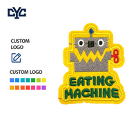 Parches bordados termoadhesivos personalizados con borde amarillo, diseño de robot comiendo máquina, letras 'Wow', para planchar, MOQ bajo