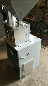 Máquina descascaradora <span class=keywords><strong>de</strong></span> arroz integral Máquina descascaradora <span class=keywords><strong>de</strong></span> arroz <span class=keywords><strong>de</strong></span> alta capacidad Máquina descascaradora <span class=keywords><strong>de</strong></span> arroz - Product Image 5