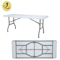 Table pliante d'extérieur moderne en plastique durable de 6 pieds, finition thermolaquée, tube en acier, garantie de 3 ans pour les événements de mariage, les hôtels