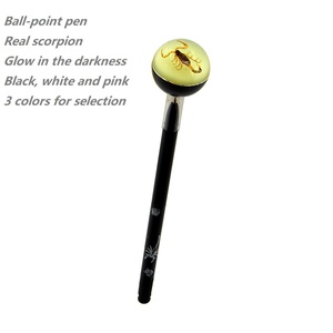 Pasokan pabrik promosi Real Scorpion bola bercahaya pulpen untuk anak-anak menarik kembali ke sekolah pena hadiah untuk pendidikan - Product Image 2