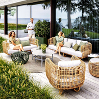 Ensemble de canapés en rotin avec structure en alliage d'aluminium de style sud-est asiatique pour patios, jardins, balcons, imperméable, amovible et remplaçable