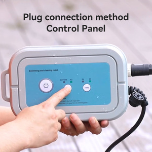 Aspirateur de piscine filaire PH-1010 avec capacité de nettoyage de la ligne d'eau et deux paniers filtrants - Product Image 2