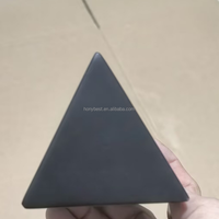 Plaque signalétique de bureau en bois vierge noire Triangle sièges de table en bois Plaques de signes réservées pour Restaurant de mariage