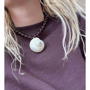 Alla moda grandi <span class=keywords><strong>perline</strong></span> naturali grande conchiglia ciondolo rosa collana di <span class=keywords><strong>perline</strong></span> Non appannate gioielli in acciaio inox per le donne da <span class=keywords><strong>uomo</strong></span> - Product Image 5