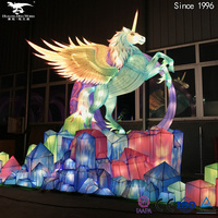 Lanterne Lion Artisanale Chinoise Personnalisée sur Mesure pour l'Exposition Fair Story en Europe