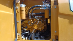 รถขุดไฮดรอลิก Caterpillar 312D มือสองสำหรับขาย - ชั่วโมงการทำงานต่ำ และอุปกรณ์ก่อสร้างที่เชื่อถือได้ - Product Image 4