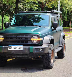 Auto Retractable Camping Accessories SUV Car Roof Side Box Awning 4x4 4wd Awning For Camping