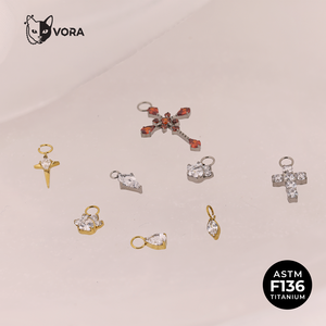 Joyería <span class=keywords><strong>para</strong></span> Piercings Corporales de Titanio ASTM F136, Colgantes de Circonita Cúbica (CZ) y Dijes Colgantes de Cruz y Pata, Chapados en Oro de 18K, <span class=keywords><strong>para</strong></span> Pendientes Clicker, Labret y Anillos de <span class=keywords><strong>Labio</strong></span> - Product Image 4