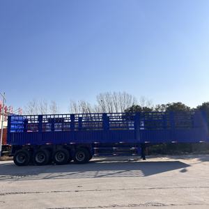 Semirremolque <span class=keywords><strong>de</strong></span> Carga Pesada <span class=keywords><strong>de</strong></span> 3 y 4 Ejes, 60 Toneladas, con Barandas Laterales y Reja Abatible, Fabricado en China - Product Image 1