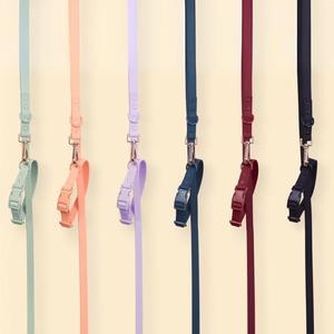 <span class=keywords><strong>Collier</strong></span> de chien en cuir enduit de PVC de couleur froide en gros ensemble de <span class=keywords><strong>laisse</strong></span> colliers BREAKAWAY en nylon solide avec décoration de rivet pour animaux de compagnie - Product Image 1
