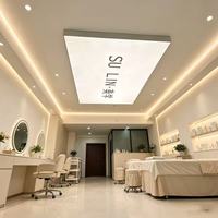 Film de plafond tendu imprimé UV, membrane translucide rétroéclairée, taille personnalisée pour la publicité de salon de coiffure, logo