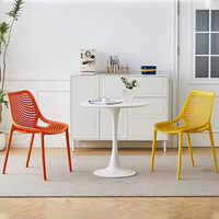 Sillas Apilables de Plástico PP para Terraza y Patio, Estilo Nórdico Moderno, Color Negro, para Restaurante y Cafetería, Venta al Por Mayor