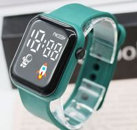 Jam Tangan Digital Fashion Layar LED Persegi Tali Silikon Jam Tangan Pintar Pelajar