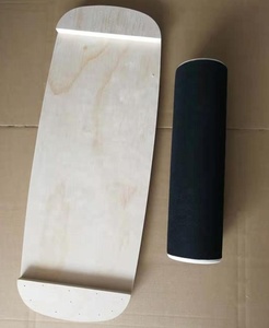 Balancín de madera con rodillo de corcho - Product Image 6
