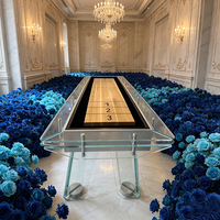 Table de jeu d'intérieur moderne avec pieds en verre cristal, surface de shuffleboard en verre pour villa, hôtel, divertissement à domicile, taille personnalisable