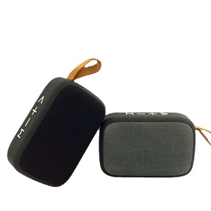 X919 3W regalos de promoción portátiles <span class=keywords><strong>1</strong></span>,5 pulgadas bolsillo al aire libre inalámbrico Mini tamaño Usb <span class=keywords><strong>Tf</strong></span> Play Blue Tooth Party altavoz con Radio Fm - Product Image 3