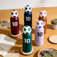 Bouteille d'eau de football personnalisée en acier inoxydable 304, gourde sportive isotherme, souvenir pour fans