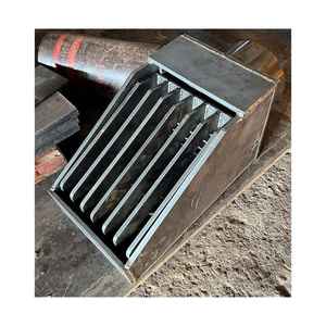 Canalón de estilo industrial para construcción y bienes raíces - Product Image 3