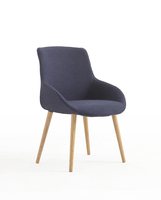 Fauteuil pivotant de détente bleu avec mousse moulée et base en bois massif pour bureau, hôtel, maison