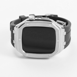 <span class=keywords><strong>Nouvelle</strong></span> arrivée <span class=keywords><strong>Lunette</strong></span> de montre en acier inoxydable plaqué or 18 carats Bracelet de montre en caoutchouc pour <span class=keywords><strong>Apple</strong></span> Watch - Product Image 4