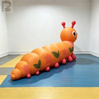 Chenille gonflable géante orange et rose en forme d'insecte, accessoire de taille personnalisée pour la décoration de fond de scène ou de photomaton