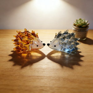 Hérissons en verre faits à la main et colorés pour cadeaux et décorations - Product Image 2
