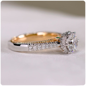 Anello di Moda con Pietra Colorata, Design Minimalista ed Elegante, Gioiello da Donna per Uso Quotidiano - Product Image 5