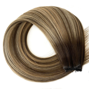 Extension per Capelli Balayage Pronte per la Spedizione, Qualità Premium Genius Weft, Disponibili in 18, 20, 22, 24 Pollici - Product Image 6