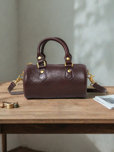 2025 Vintage pequeño bolso <span class=keywords><strong>de</strong></span> mensajero <span class=keywords><strong>de</strong></span> cuero <span class=keywords><strong>de</strong></span> vaca para mujer portátil texturizado vegetal curtido cuero <span class=keywords><strong>de</strong></span> vaca Real <span class=keywords><strong>otoño</strong></span> <span class=keywords><strong>temporada</strong></span> bolso cilíndrico - Product Image 4