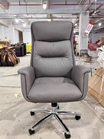 Chaise de bureau de direction à marque privée en cuir PU, dossier moelleux, vérin à gaz classe 2, couleur personnalisée, emballage sur mesure